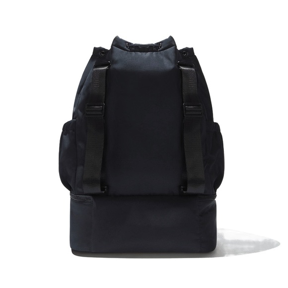 Beyond Yoga Convertible Gym Bag - Picture 3 of 5